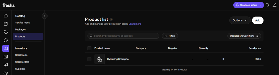 Fresha product list showing Hydrating Shampoo with 8 units in stock and a retail price of R$50.